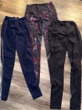 Victoria's Secret Sport Knockout VSX Tight Leggings LOT 3 Pair size Small